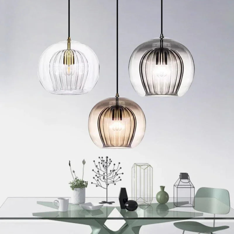 VitraGlow - Moderne Pendelleuchte aus Glas für Esstisch