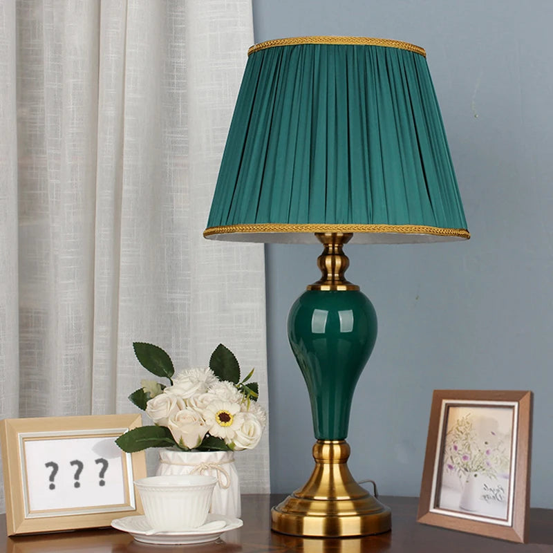 CeramiLume - Moderne Tischlampe aus Keramik