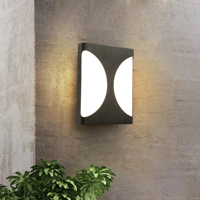 NaturaLite – Exterior Wall Lamp for Stylish Garden Lighting