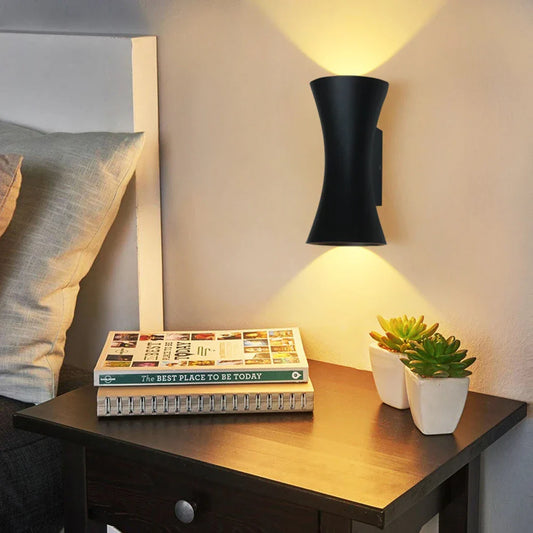 StormCraft – Aluminium Wandleuchte für Außenbereiche Wetterfest