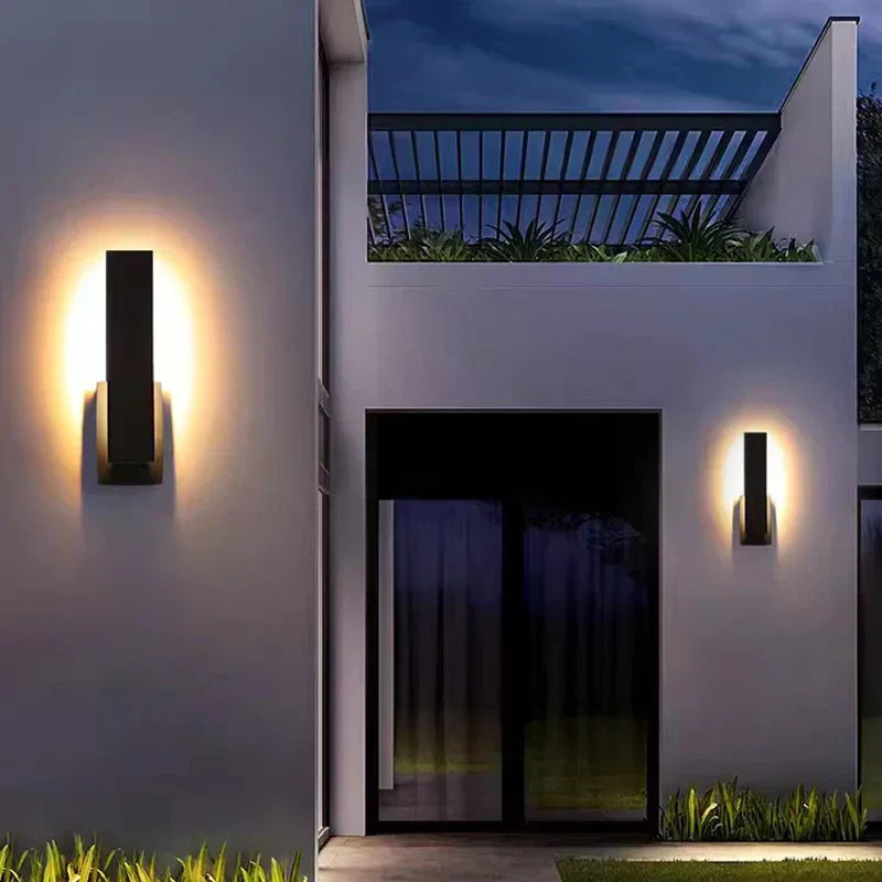 LumièreRugueuse – Wall light for stylish outdoor areas
