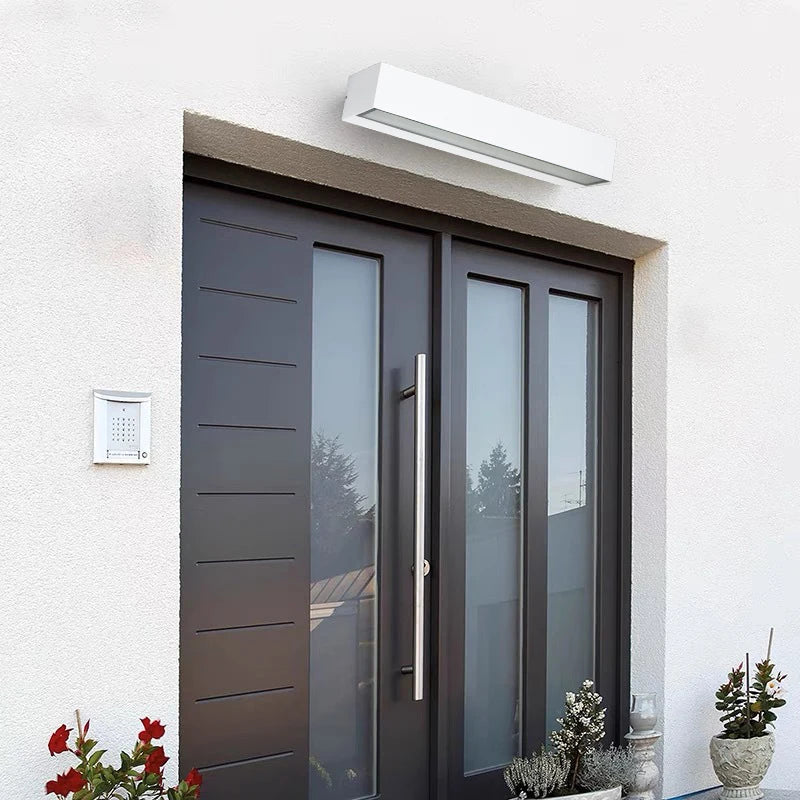 AluAura – Waterproof Outdoor Wall Lights in White for Stylish Lighting