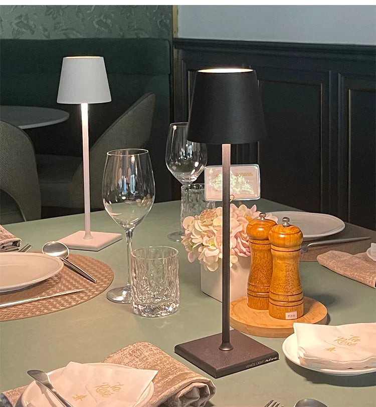 LumiGlow – Wireless Table Lamp with Modern Design for Stylish Lighting