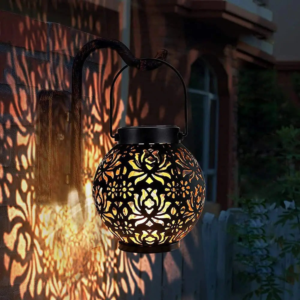 Orion – Solar garden lamp with artistic light projection