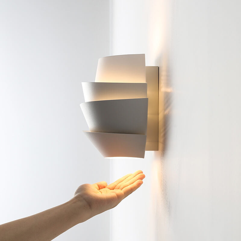 Luminique – Scandinavian wall lamp with double light sources for stylish ambiance