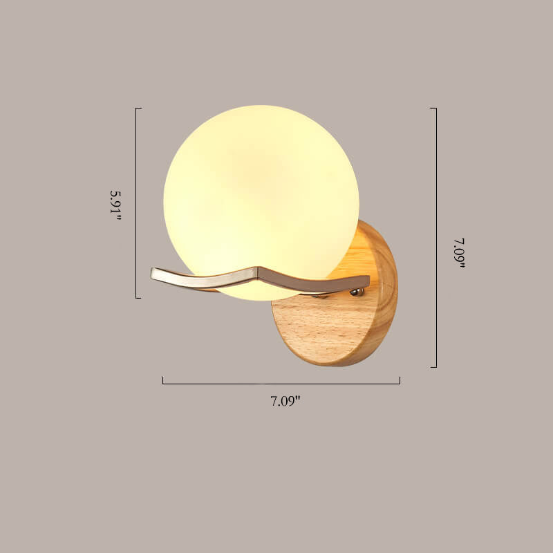 ScandiLicht – Moderne Wandlampe aus Glas und Holz für stilvolle Beleuchtung