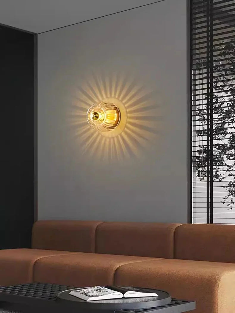 Bauhaus – Scandinavian wall lamp with elegance in gold and silver