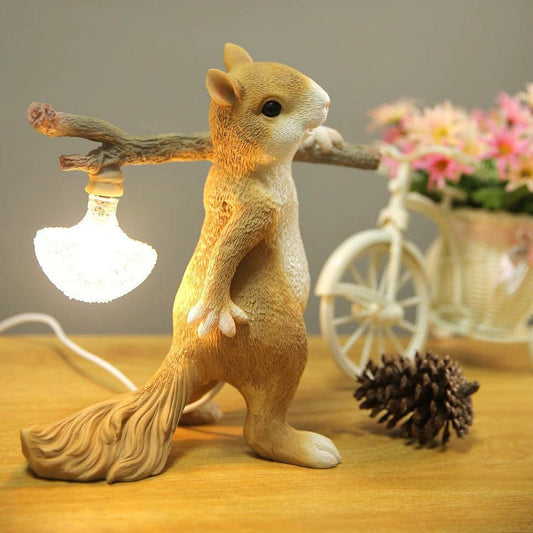 Nutlight – Squirrel lamp for a cozy atmosphere