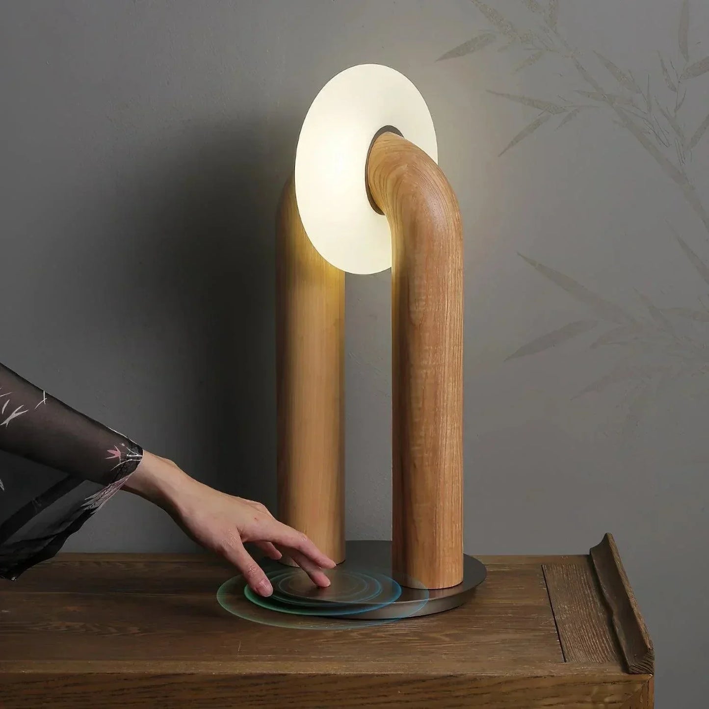 Archtouch – LED Table Lamp with Touch Control for Stylish Lighting