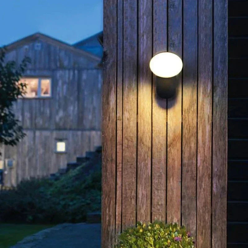 Motionsafe – Smart Outdoor Lamp with Motion Sensor for Security