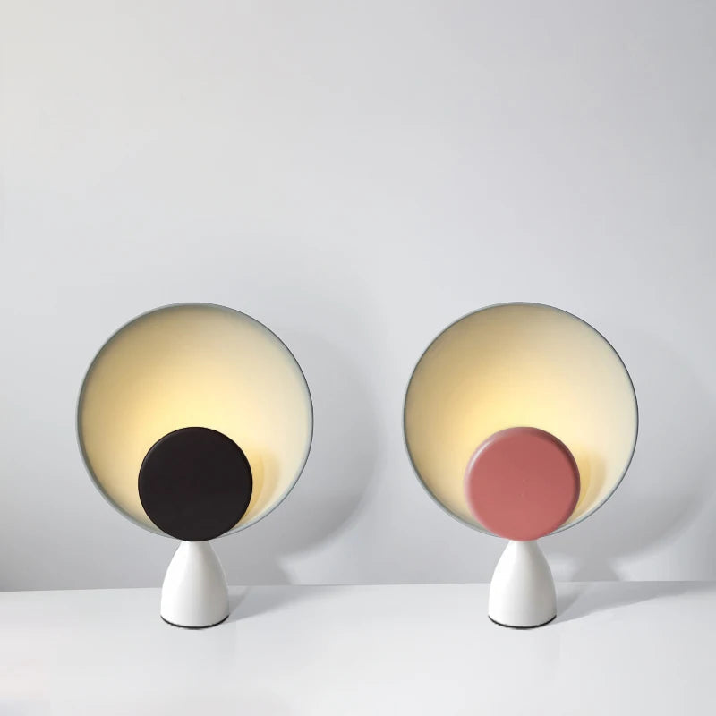 Vogue – LED Tischleuchte für Stilvolle Beleuchtung im Wohnzimmer und Schlafzimmer