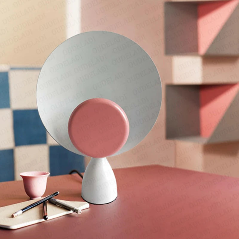 Vogue – LED Tischleuchte für Stilvolle Beleuchtung im Wohnzimmer und Schlafzimmer