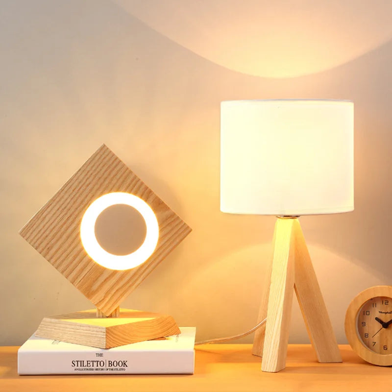 Waldlicht – Tischlampe Aus Holz für Elegante Beleuchtung im Wohnbereich