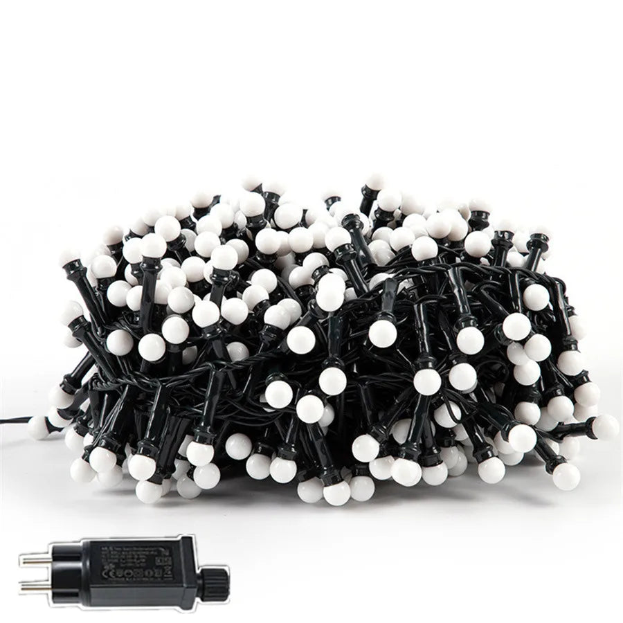 AquaTwinkle – LED light chain for magical outdoor lighting