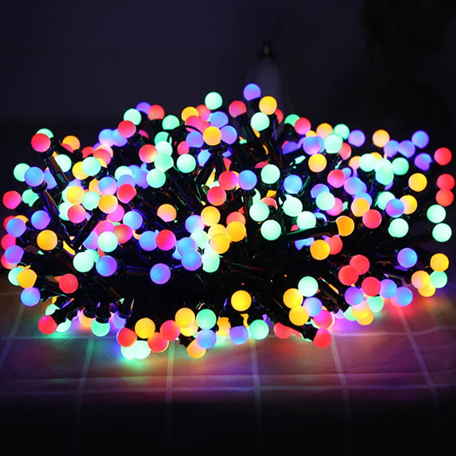 AquaTwinkle – LED light chain for magical outdoor lighting