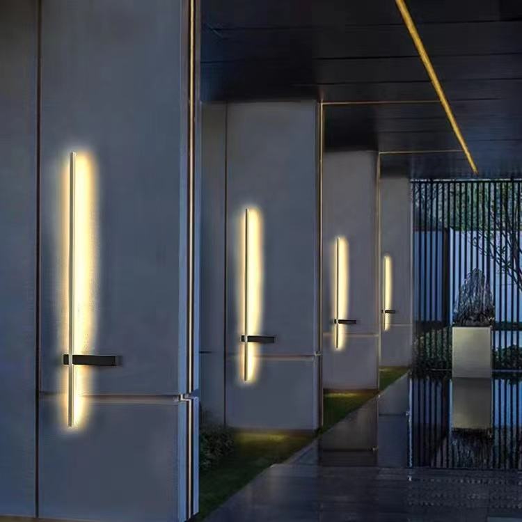 HydroSun – Waterproof Sun Lamp for Sustainable Garden Lighting