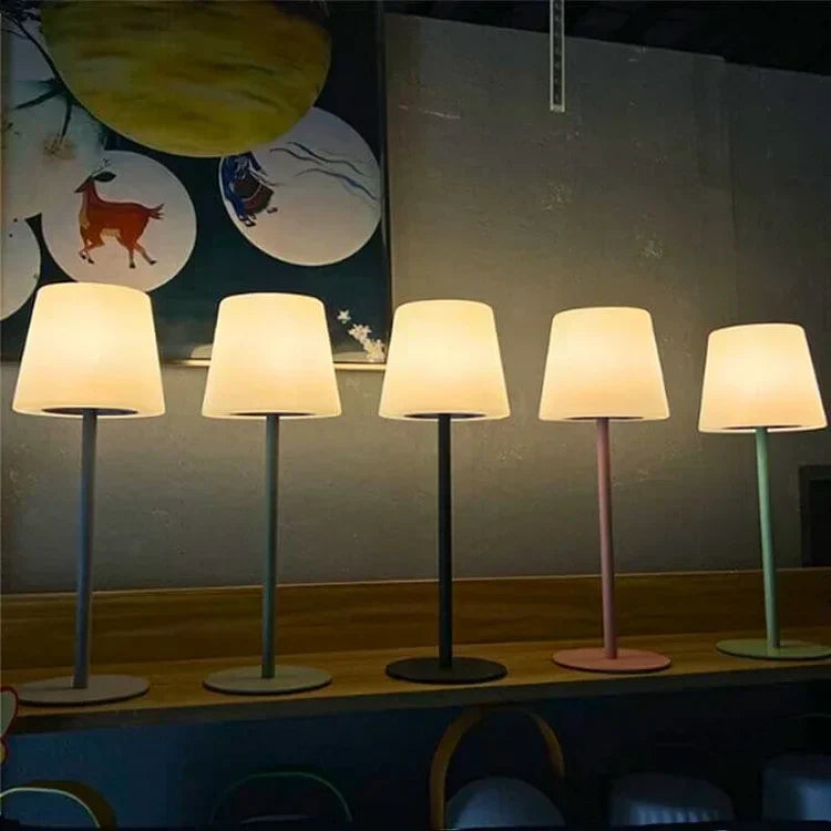 Wanda – Kabellose LED Tischlampe Für Modernes Ambiente Mit Flexibler Beleuchtung
