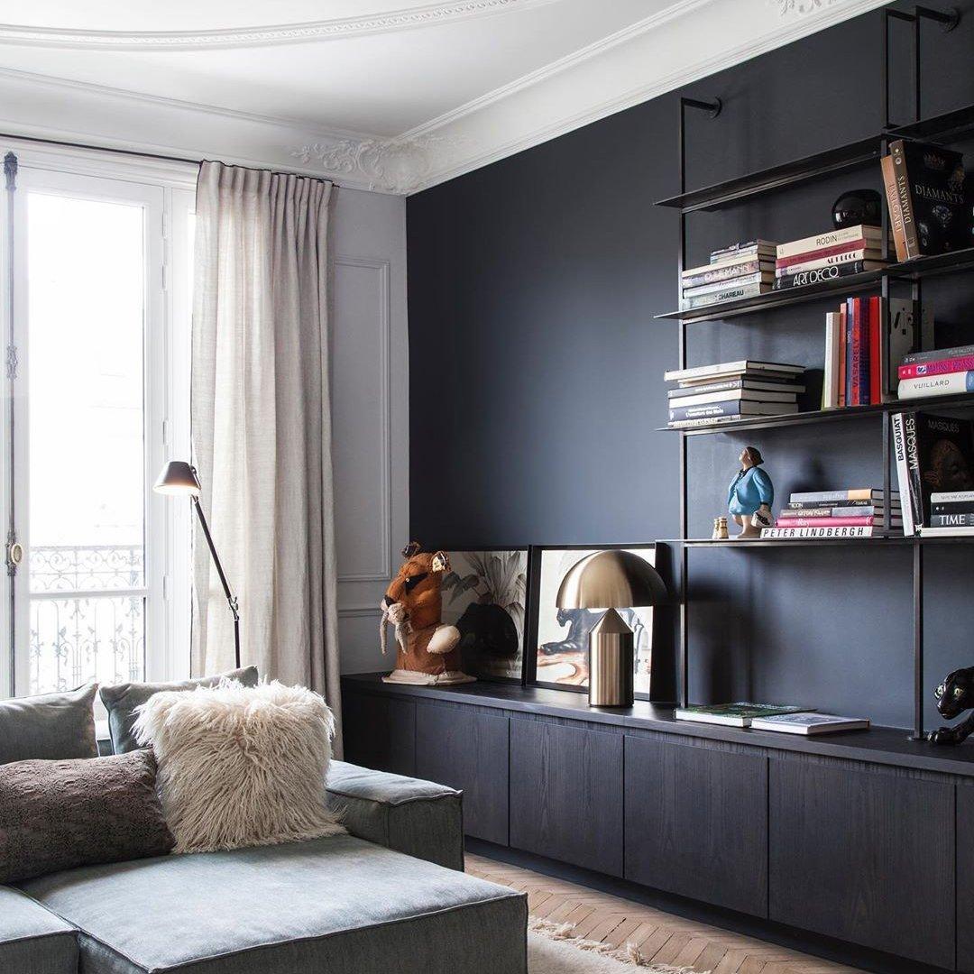 Atollo – Tischlampe aus Metall für Modernes Wohnen mit LED-Beleuchtung