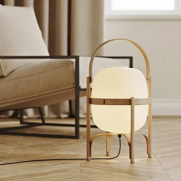 BasketGlow – Tischlampe im Korbdesign für einladende Atmosphäre