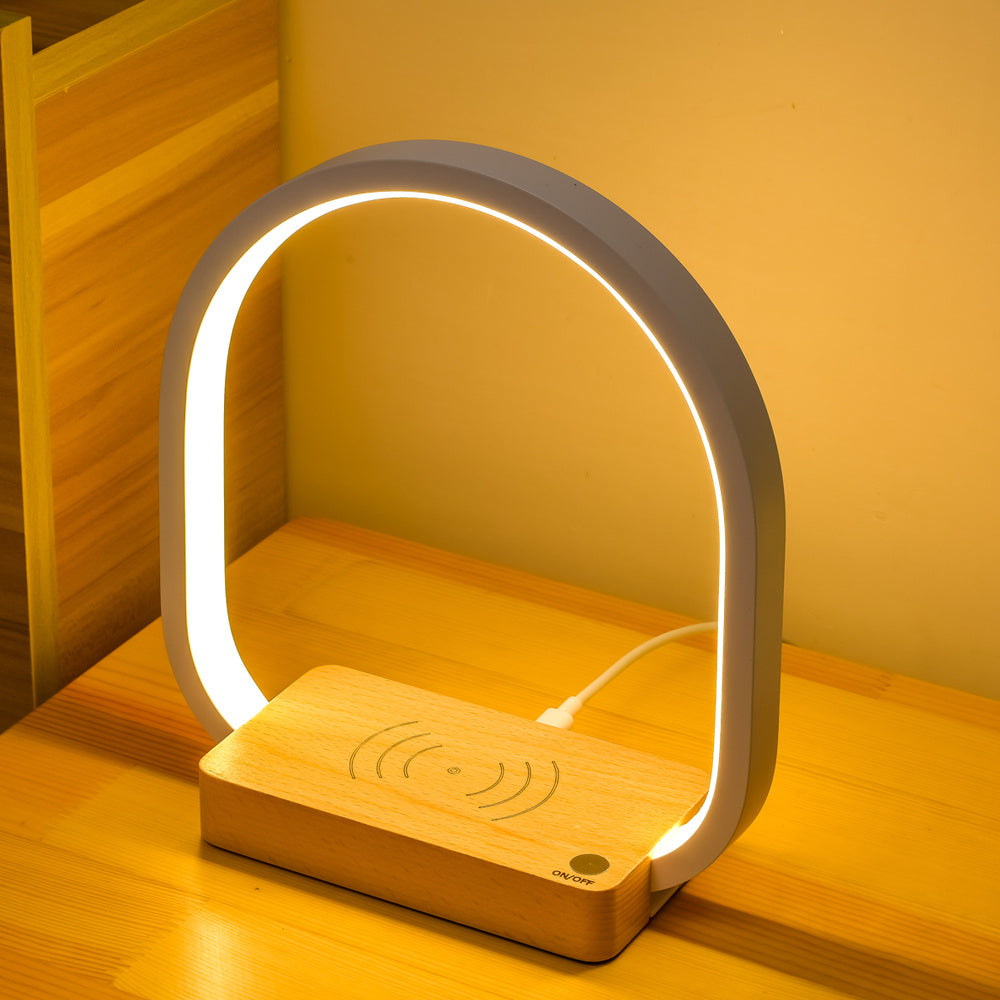 LumoStation® – The smart LED desk lamp with charging function