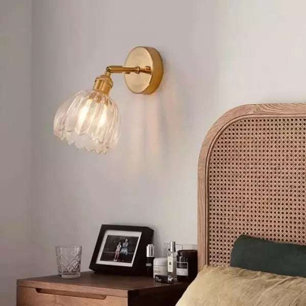 Rita – Wall lamp with glass tulip knob for vintage chic