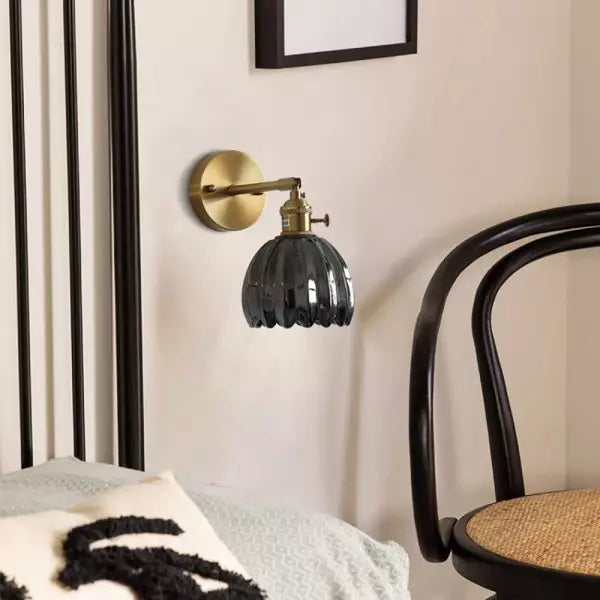 Rita – Wall lamp with glass tulip knob for vintage chic