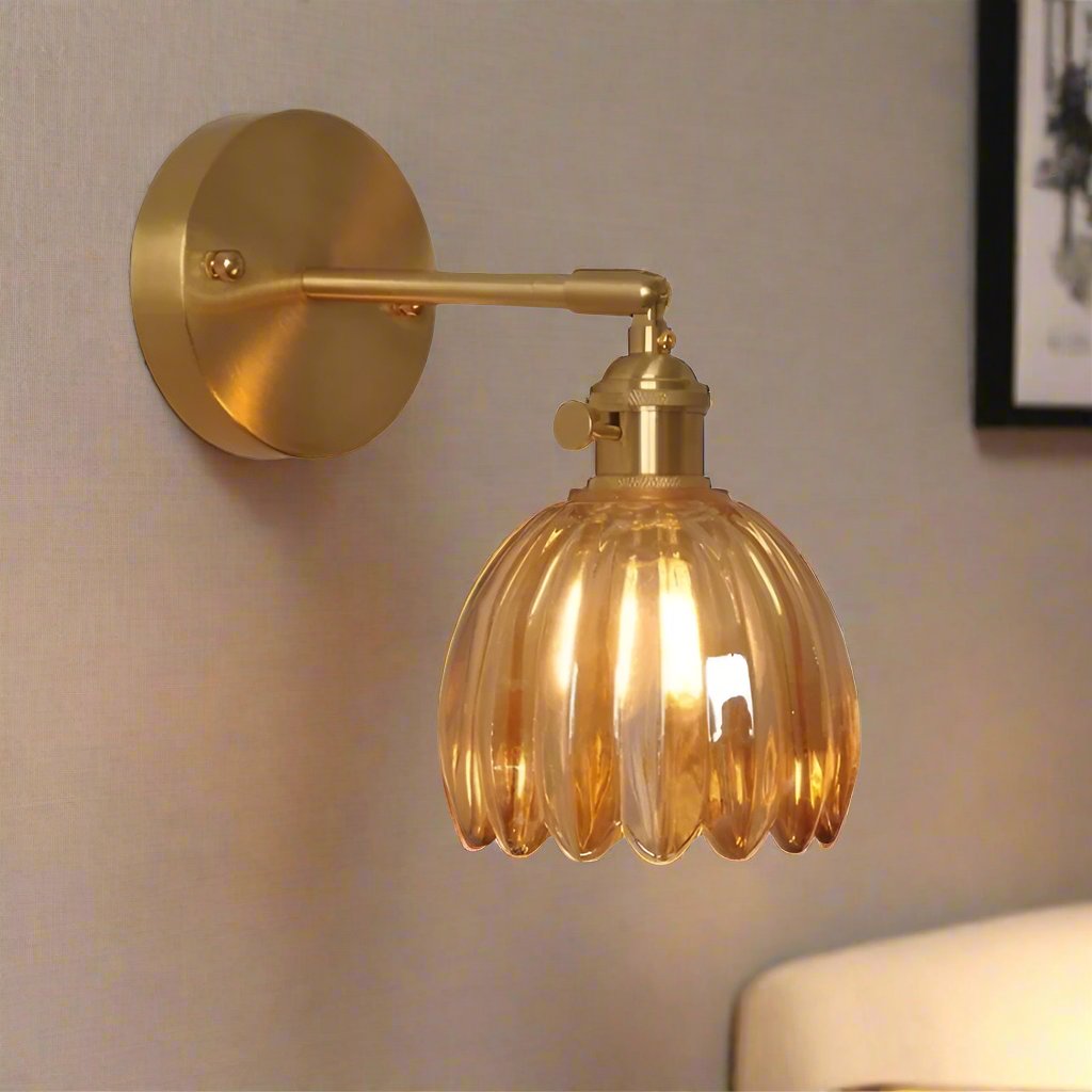 Rita – Wall lamp with glass tulip knob for vintage chic