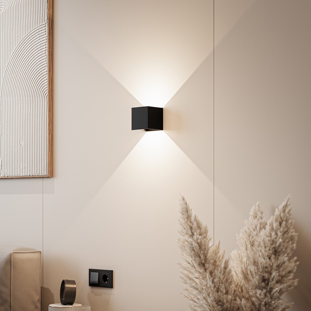 LumiGuard – LED Wall Light Outdoor with Warm Light and IP54 Weather Resistant